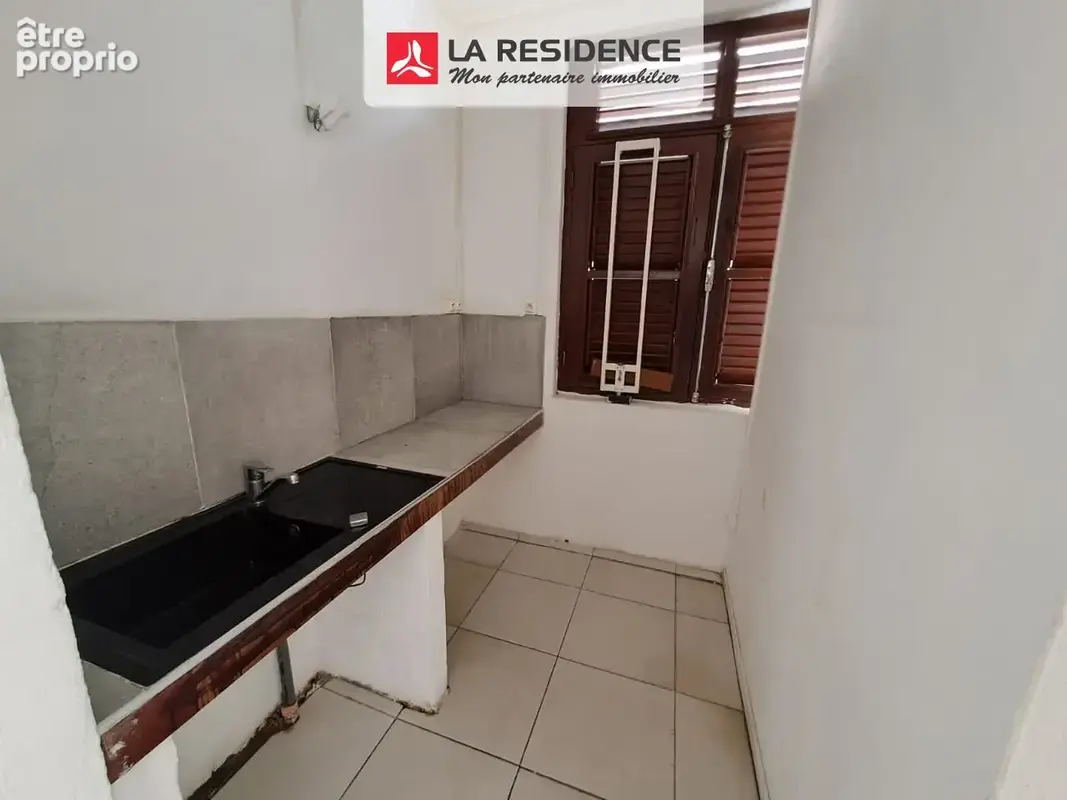 Appartement 8 pièces 158 m² à vendre à Fort-De-France (97200) - photo 3
