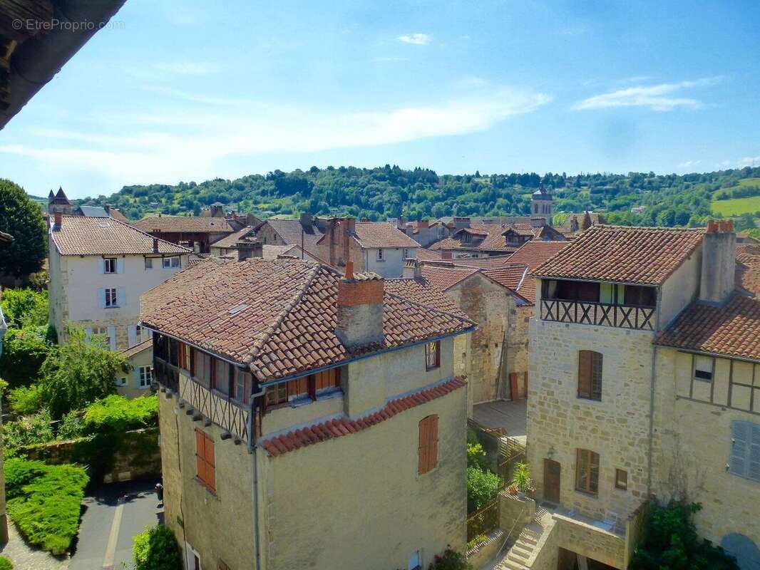 Opportunité dans Centre Historique Maison avec terrasse ... - photo 15