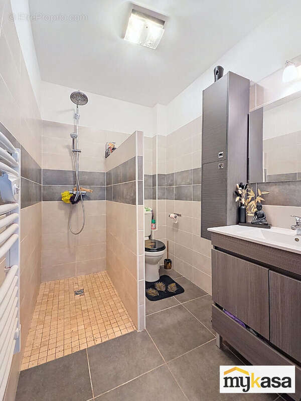 Maison à CHATEAUNEUF-LES-MARTIGUES