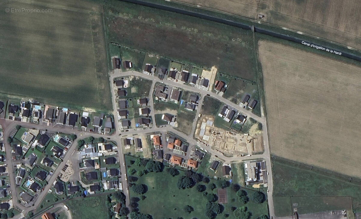 Terrain à OTTMARSHEIM