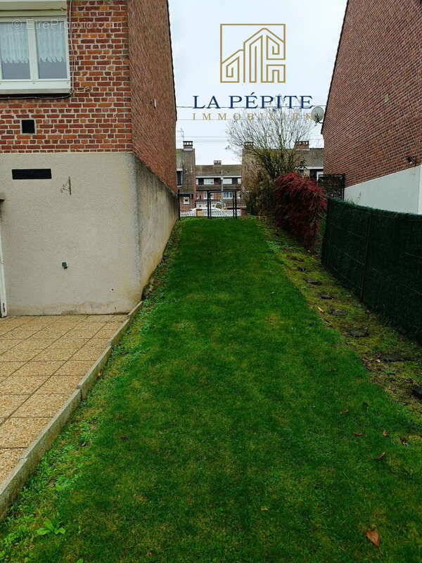 Maison à MAING