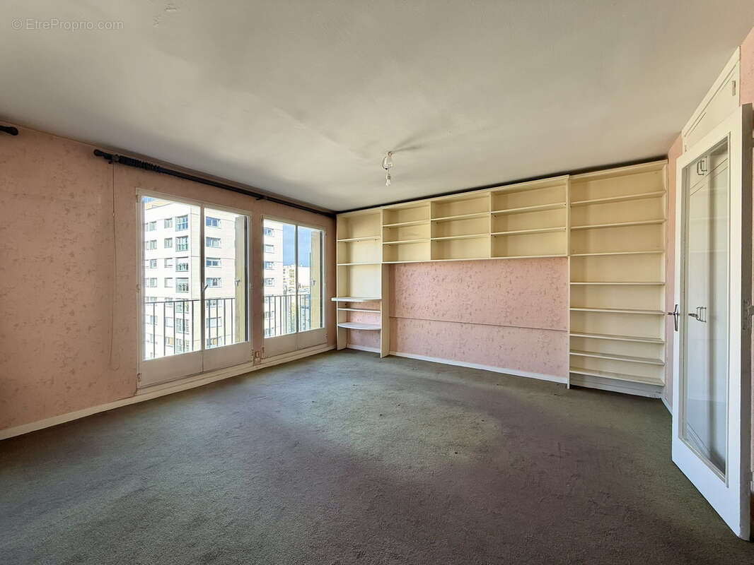 Appartement à PARIS-12E