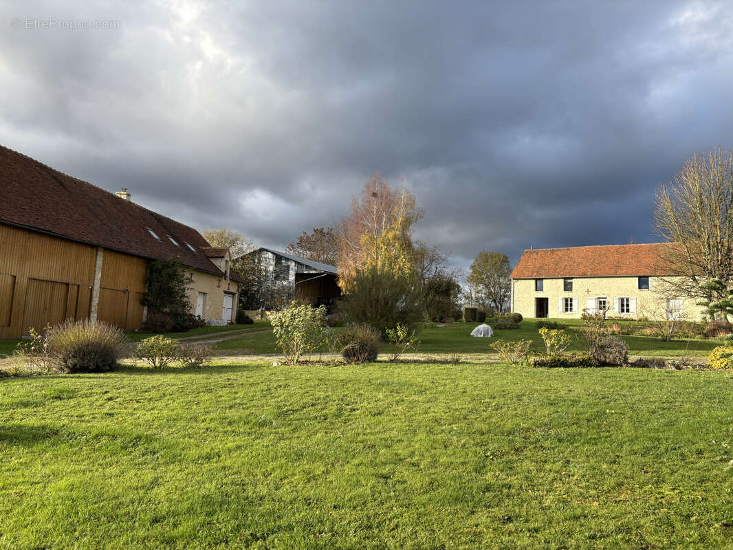 Maison à LE PIN-LA-GARENNE