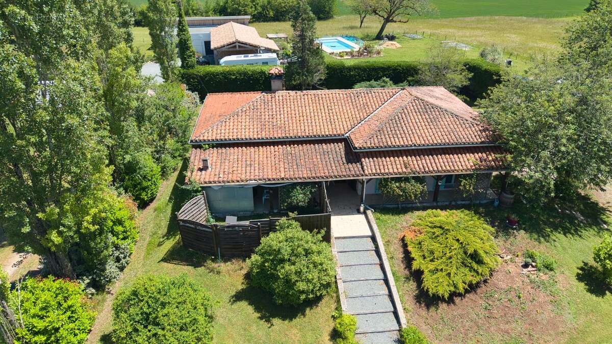 Maison à SORGES