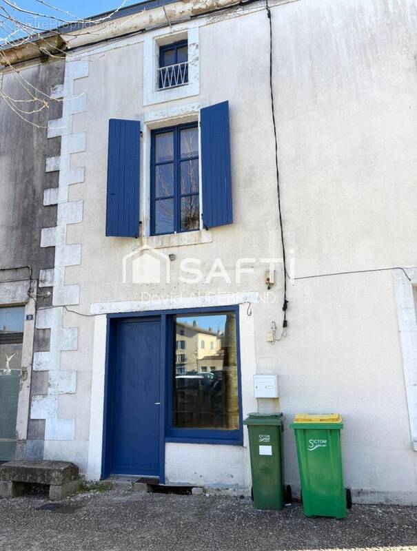 Photo 1 - Appartement à COULONGES-SUR-L'AUTIZE