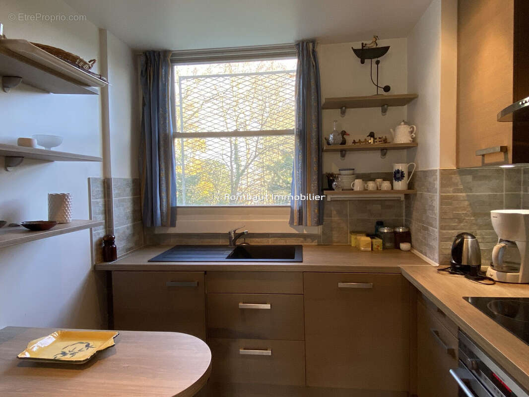 Appartement à LA CELLE-SAINT-CLOUD