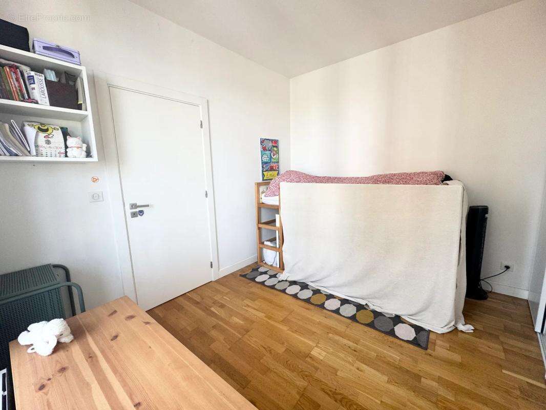 Appartement à BOIS-COLOMBES