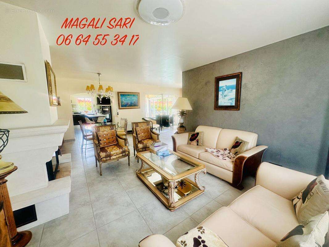 Maison à SAINT-HILAIRE-DE-BRETHMAS