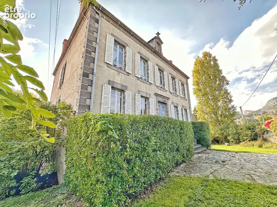Maison 260m² à la roche-blanche - photo 2