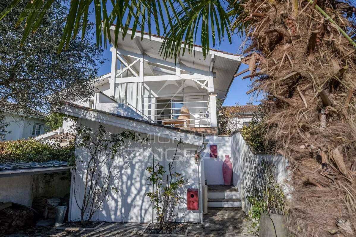 Appartement à LA TESTE-DE-BUCH