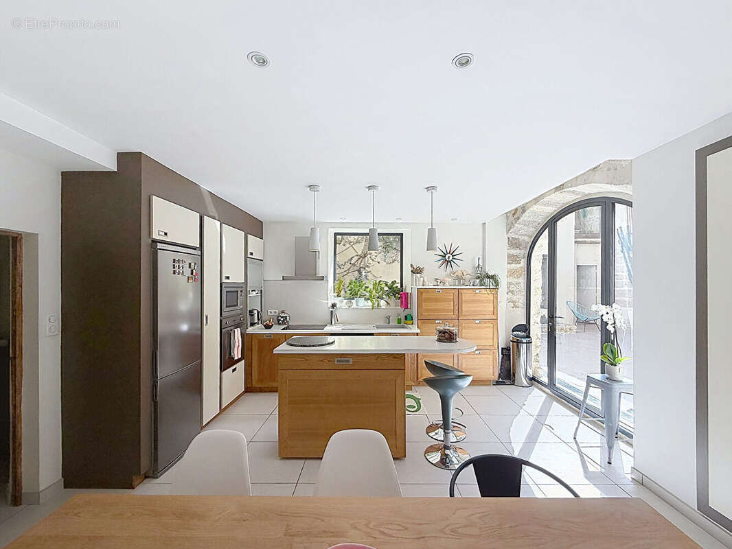 Maison à ARAMON