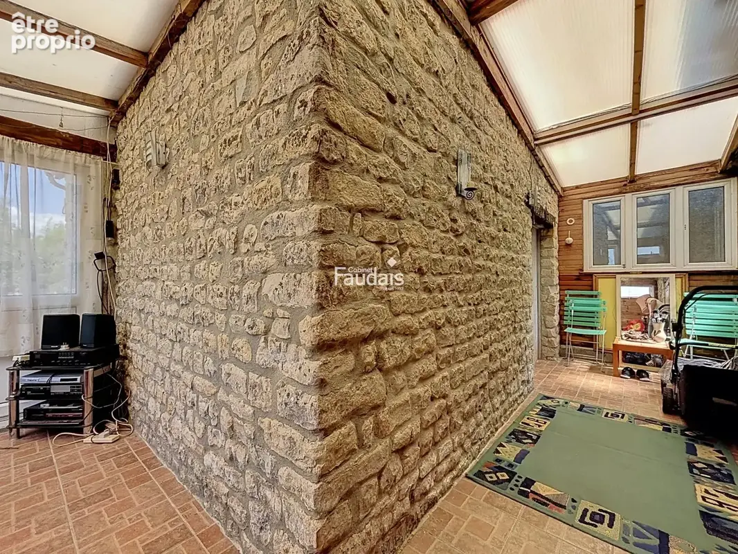 Maison 95 m² à Saint-Germain-Du-Pert  - photo 8