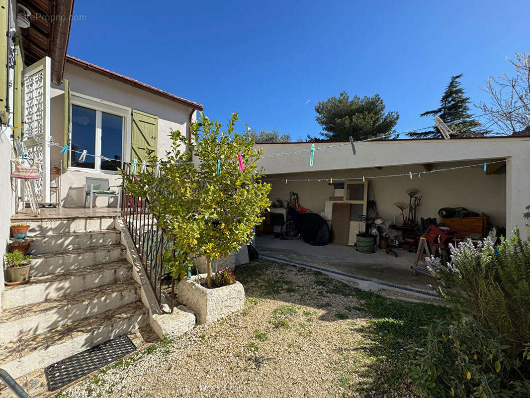 Maison à MARSEILLE-12E