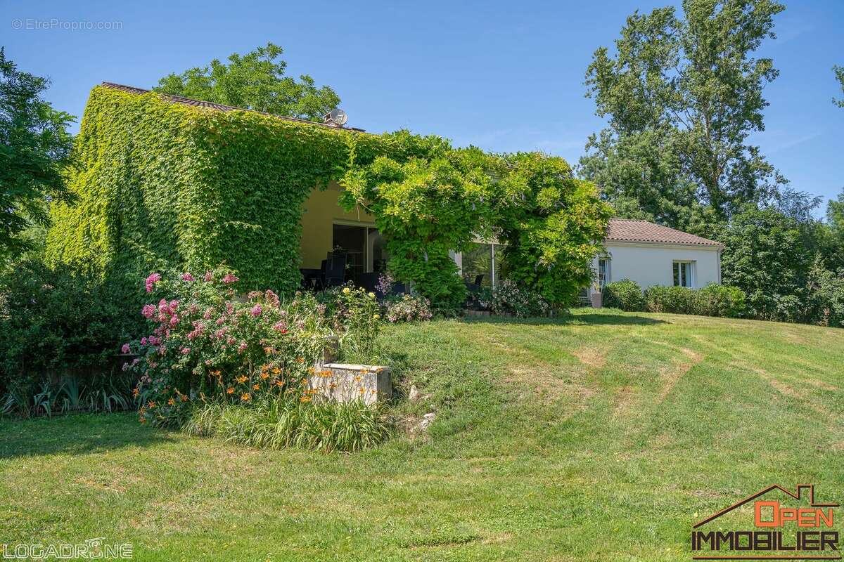 Maison à LEDAT