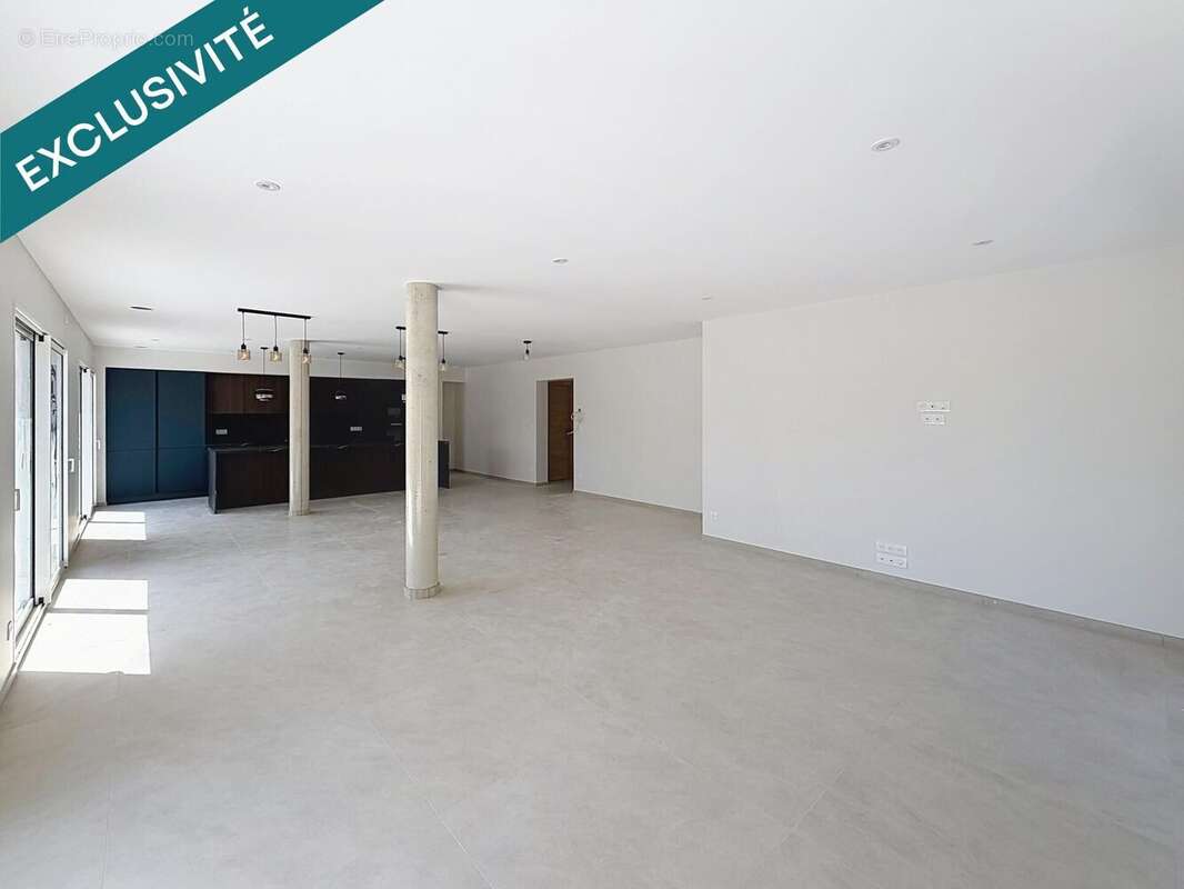 Maison 205 m² à Gueux  - photo 3