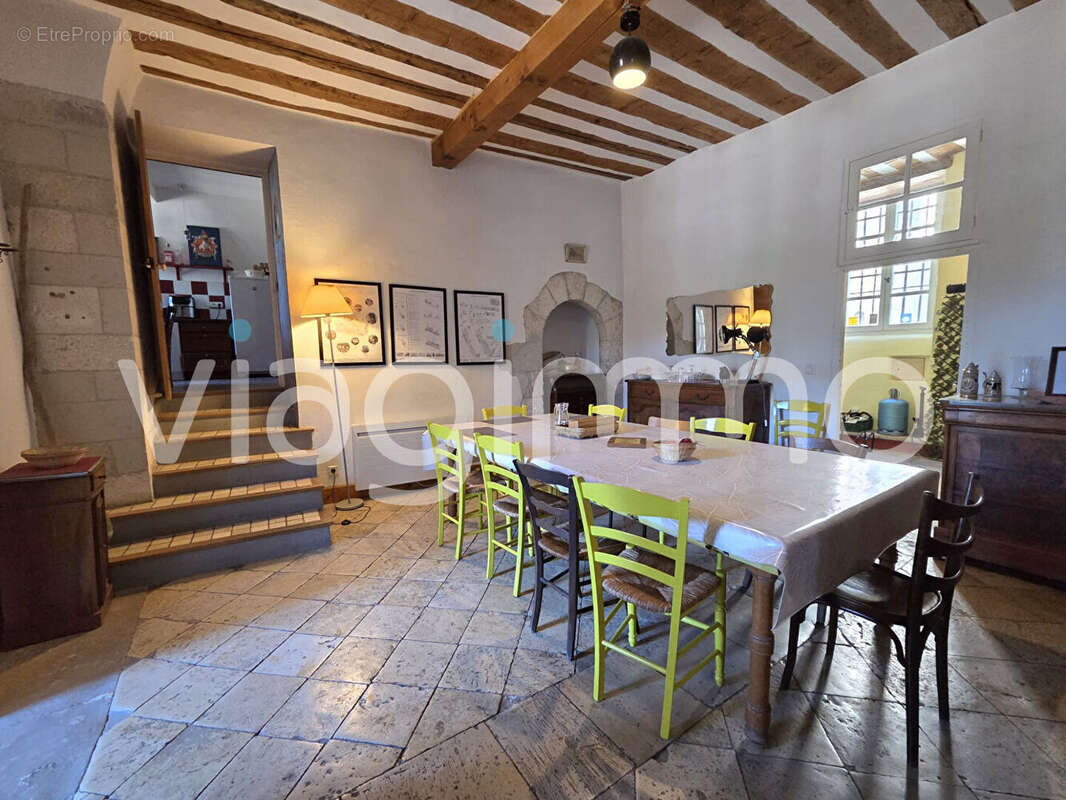 Maison à VIVIERS