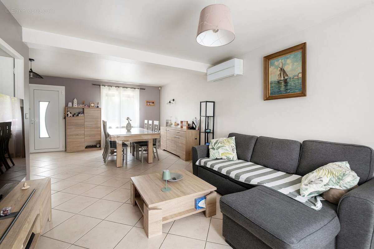 Maison à LEUVILLE-SUR-ORGE