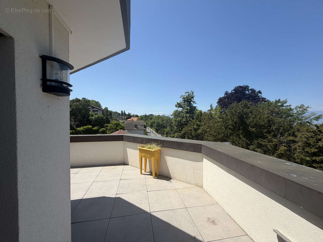 Appartement à EVIAN-LES-BAINS