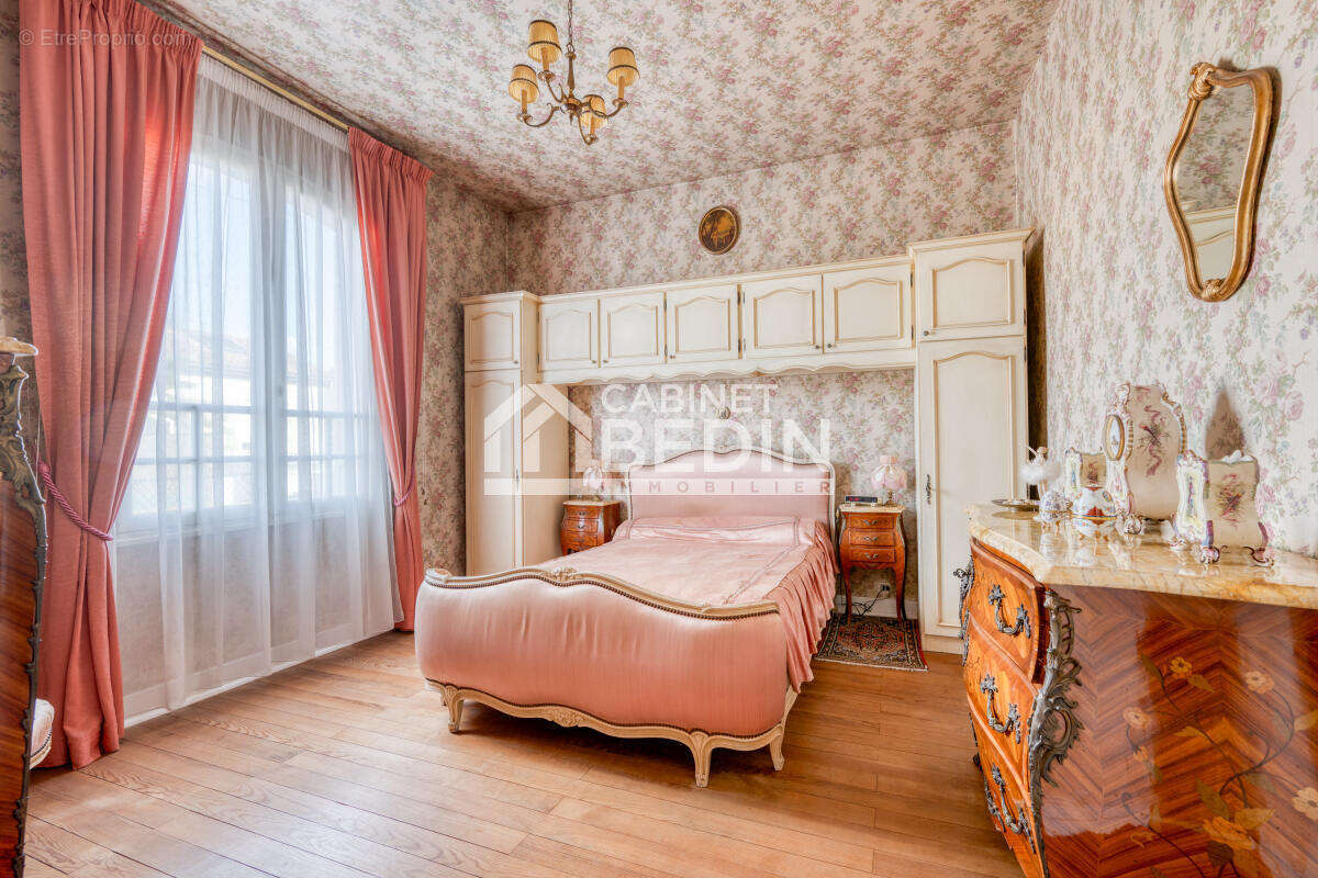 Maison à LE BOUSCAT