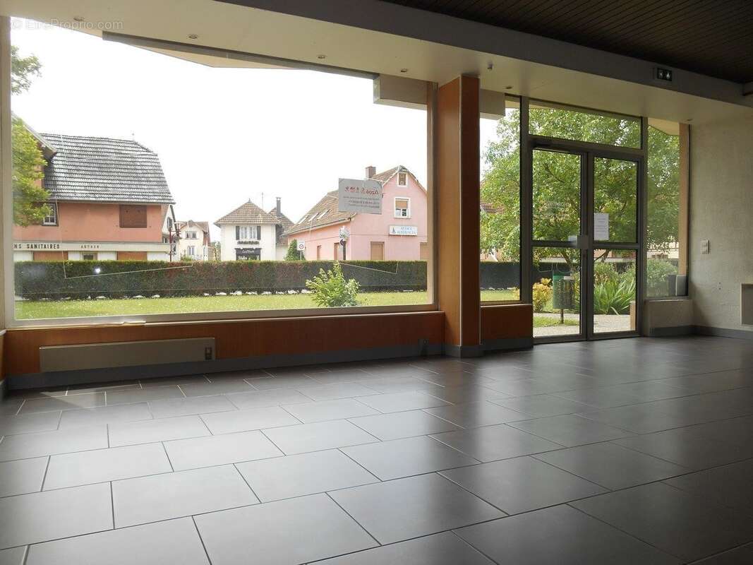 Commerce à ILLKIRCH-GRAFFENSTADEN