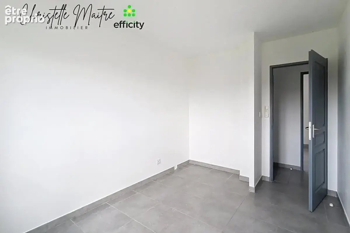 Maison 4 pièces 77 m² à vendre à Arles (13200) - photo 15