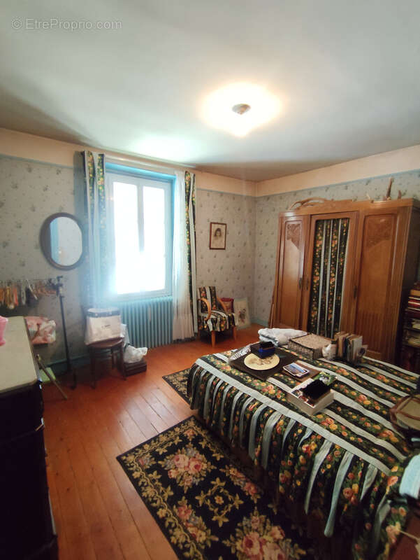 Maison à VAYRES-SUR-ESSONNE