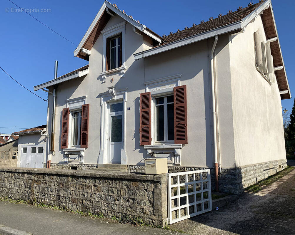 Maison à MONTCEAU-LES-MINES