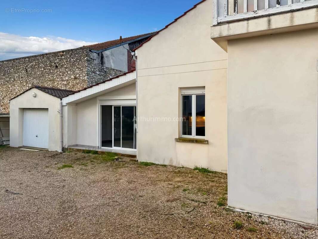 Appartement à THORIGNY-SUR-MARNE