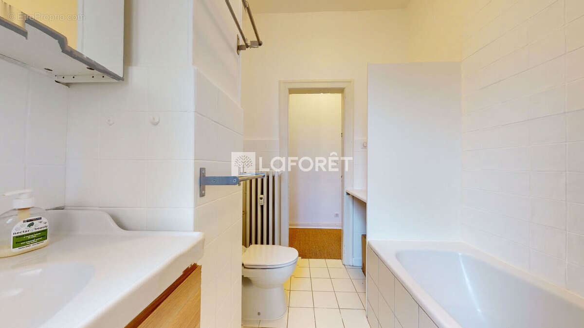 Appartement Schiltigheim 4 pièces 89.69 m²,  Quartier Malteries, maison Bourgeoise, Véranda, deux caves - photo 15
