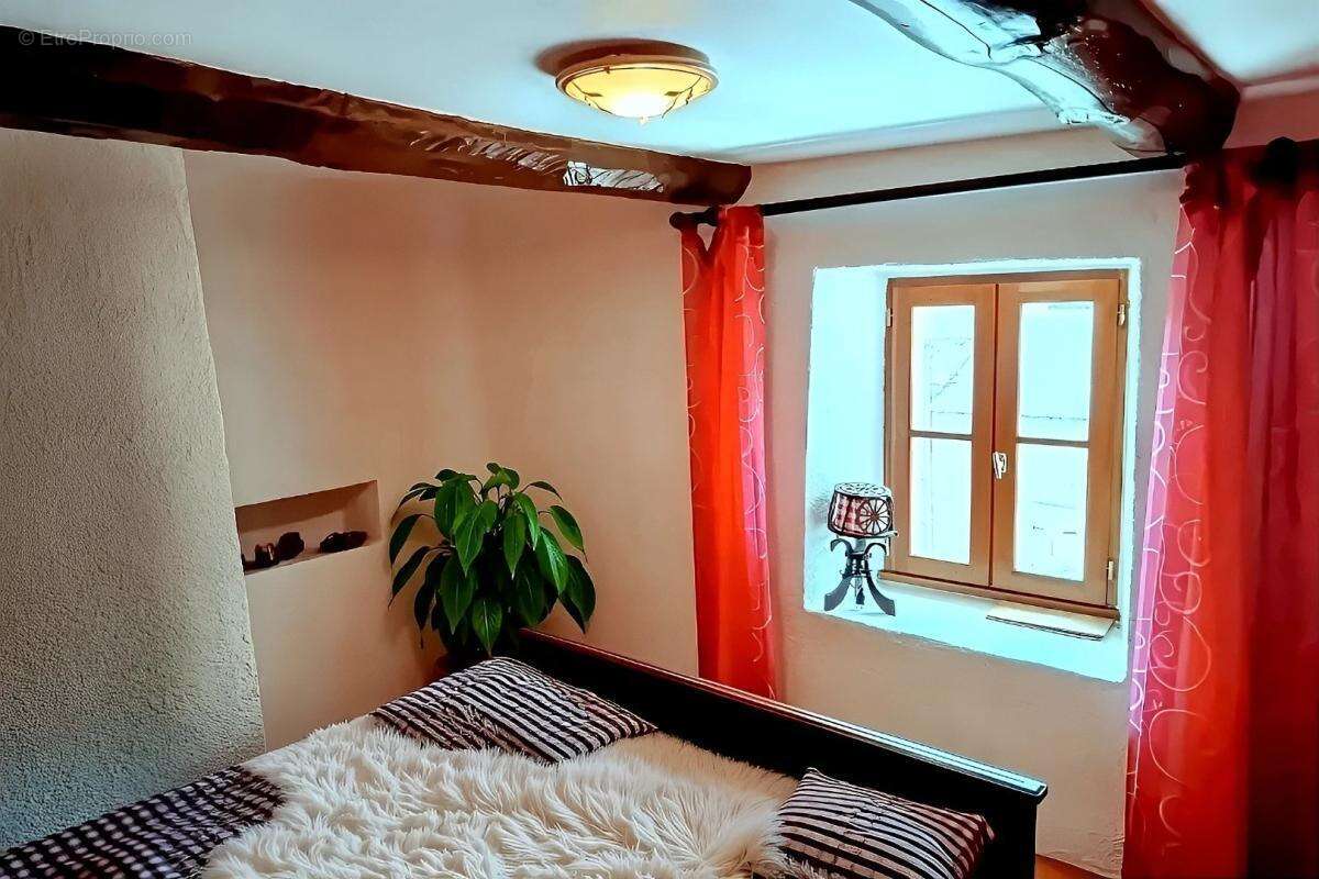 Maison à BERLATS
