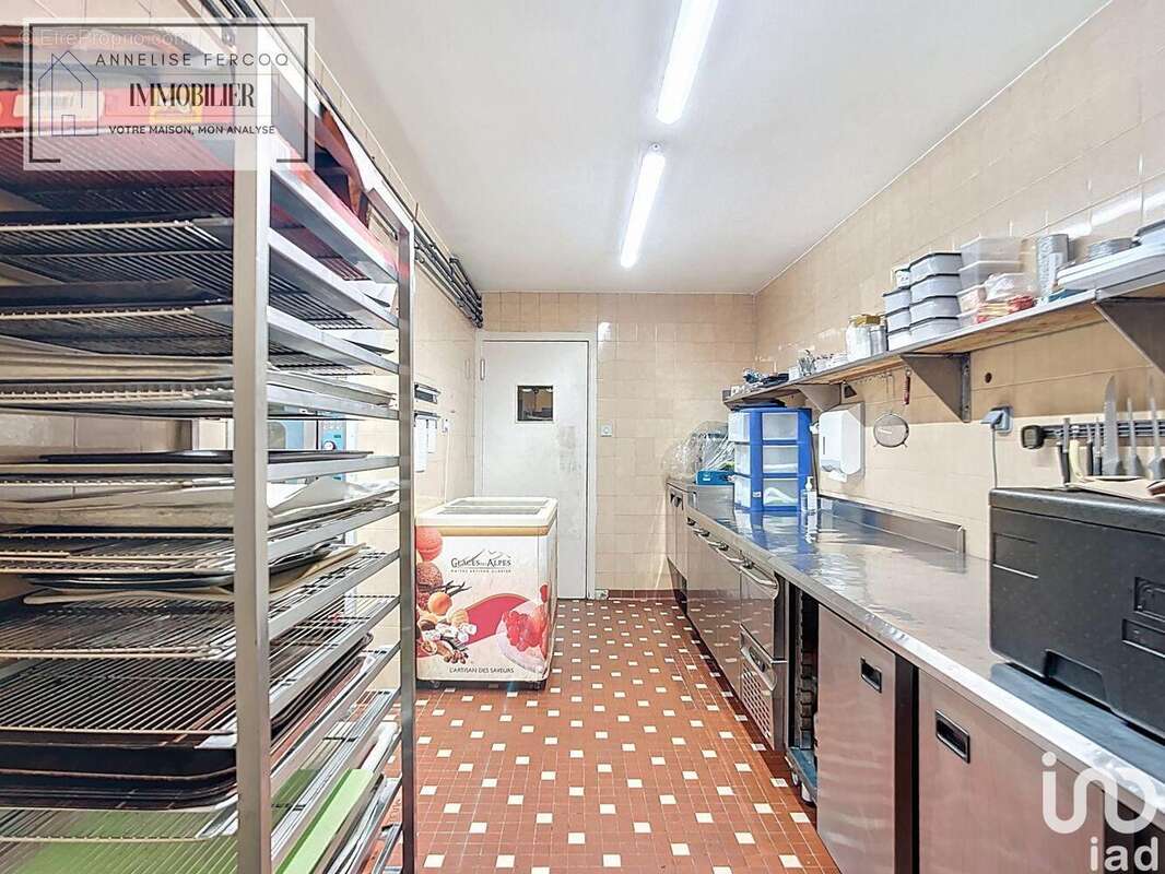 Photo 9 - Commerce à SAUVIGNY-LES-BOIS