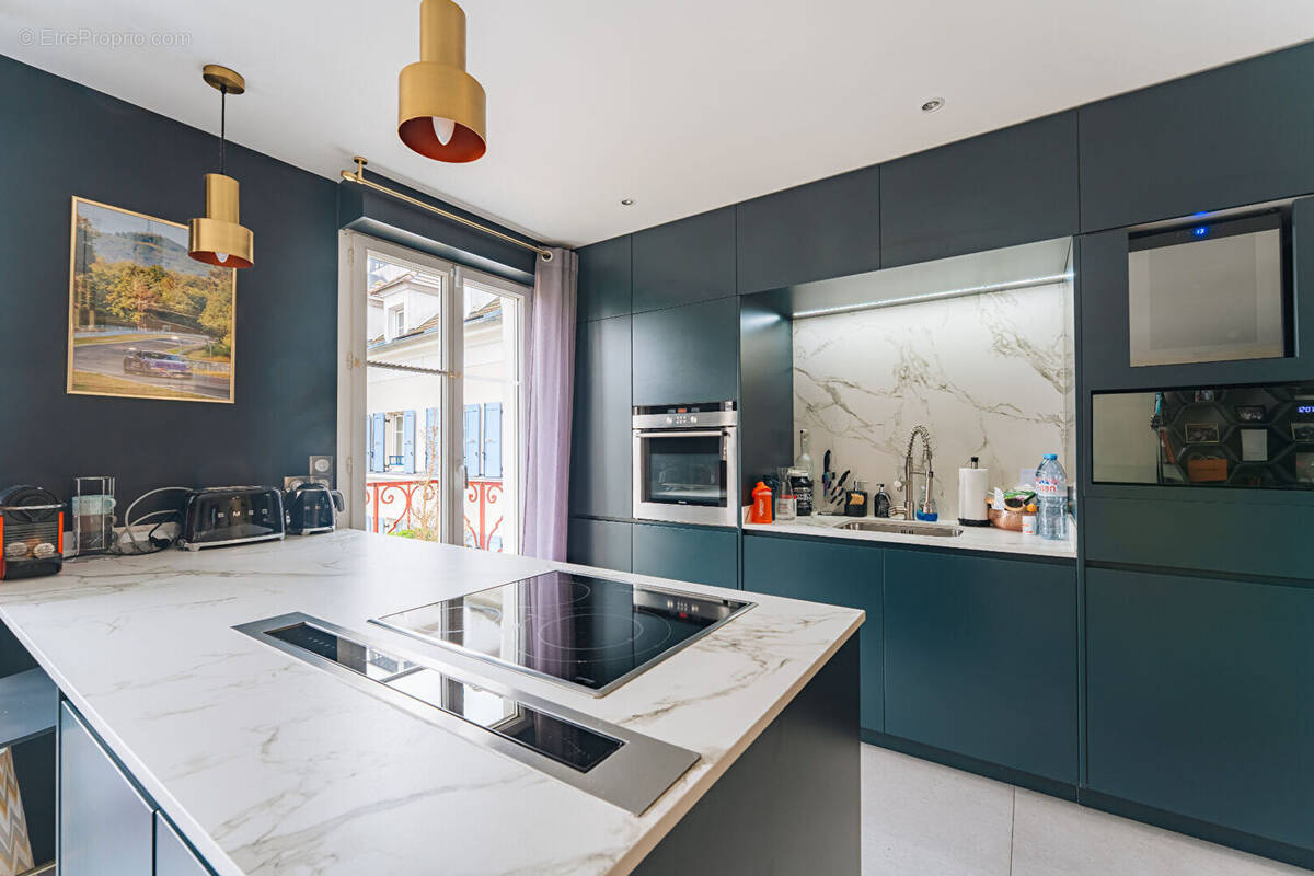 Appartement à LE PLESSIS-ROBINSON