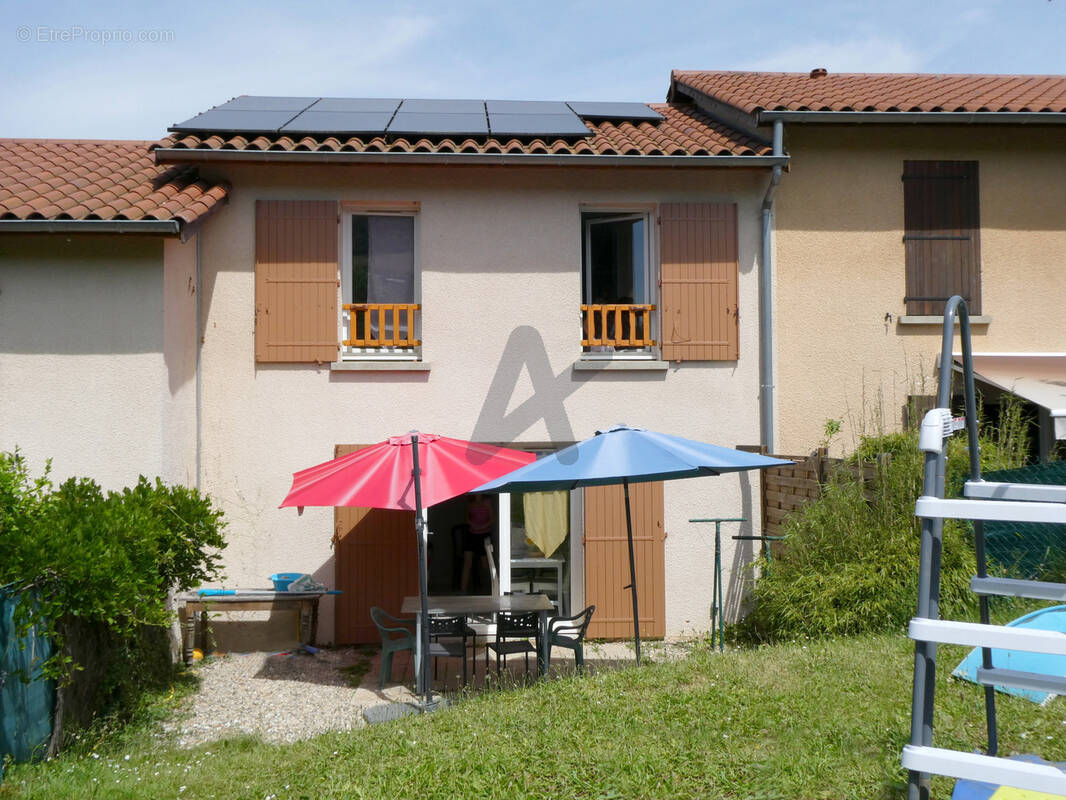Maison à SAINT-GENIS-L'ARGENTIERE