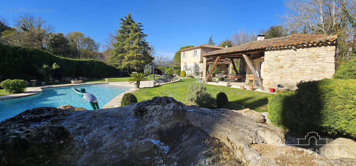 Maison à MEYRARGUES