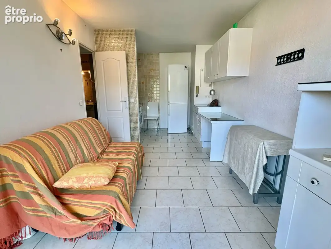 À VENDRE   T4 cabine en plein centre-ville du Lavandou - photo 14