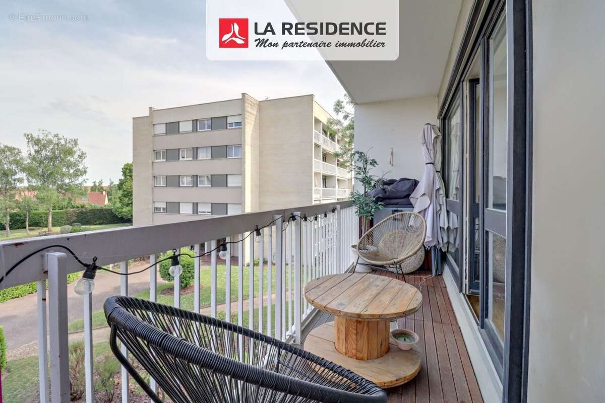 Appartement à VERNEUIL-SUR-SEINE