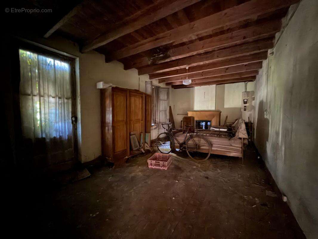 MAISON 6 PIECES + DEPENDANCE à rénover près du centre ville - photo 30