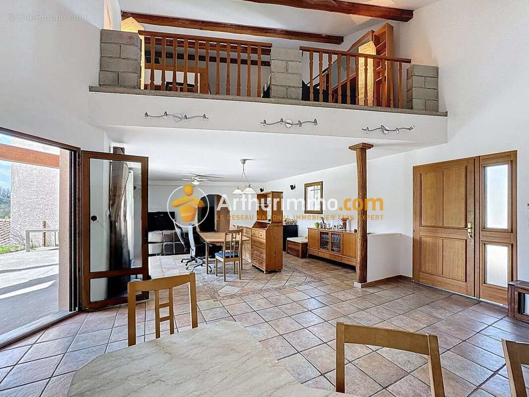 Maison à ROCHE