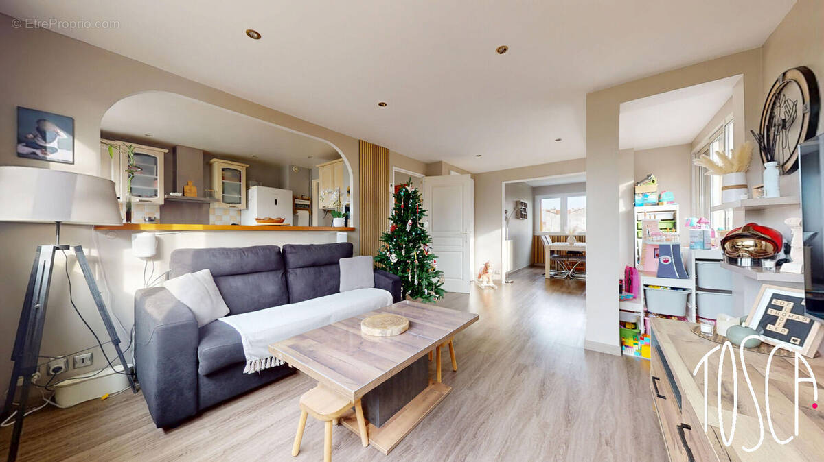 Appartement à THIAIS