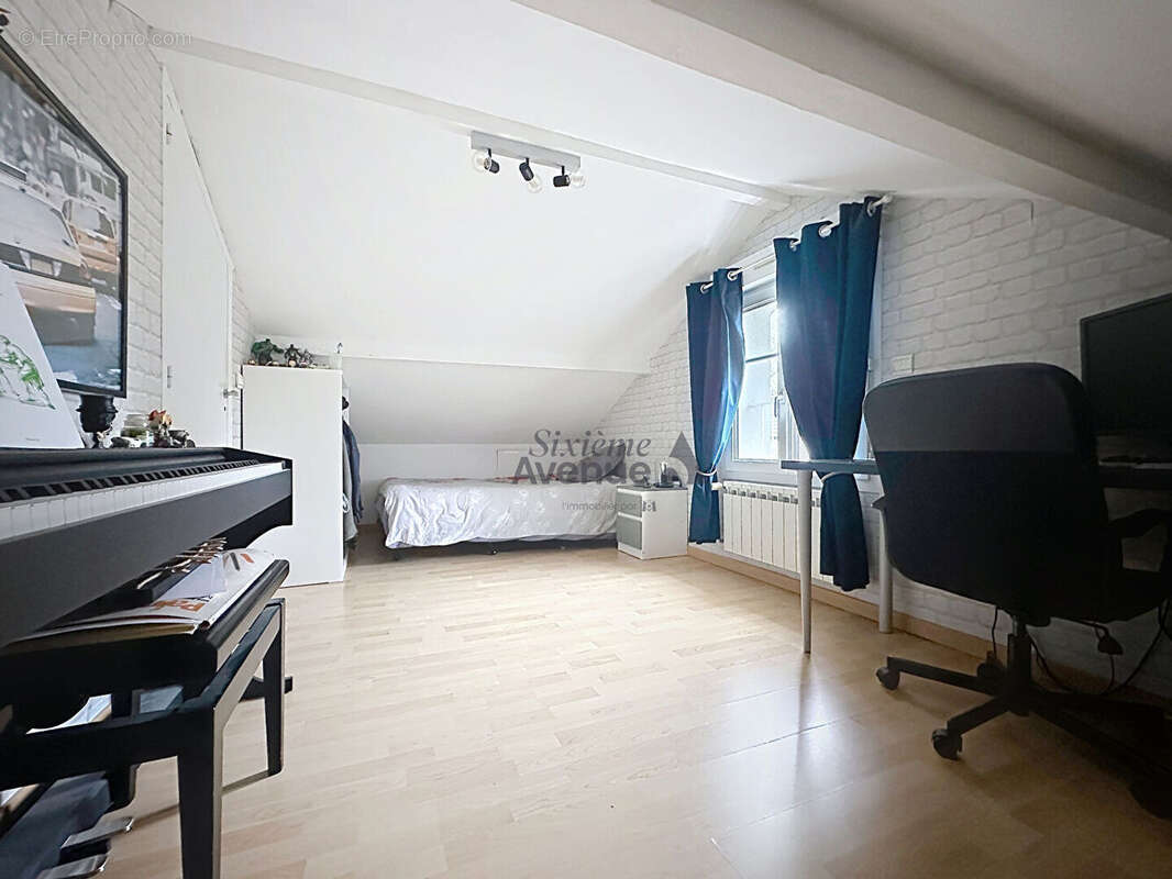 Maison à NOISY-LE-GRAND