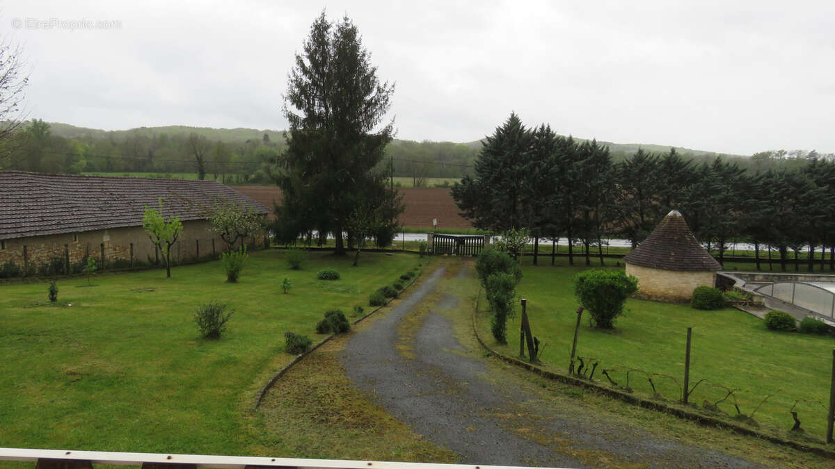 Maison à CUBJAC