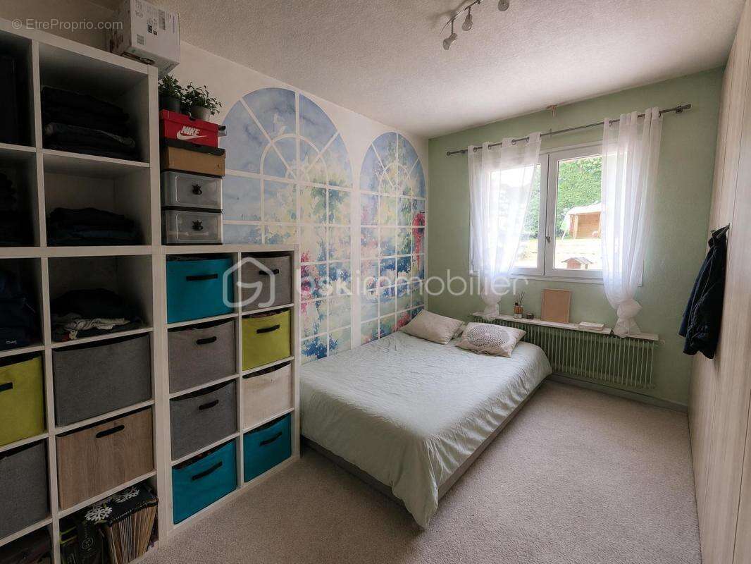 Maison 260 m² à Jablines  - photo 4