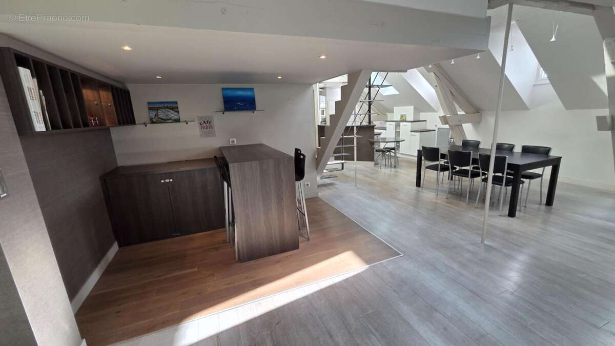 Appartement à AIX-LES-BAINS