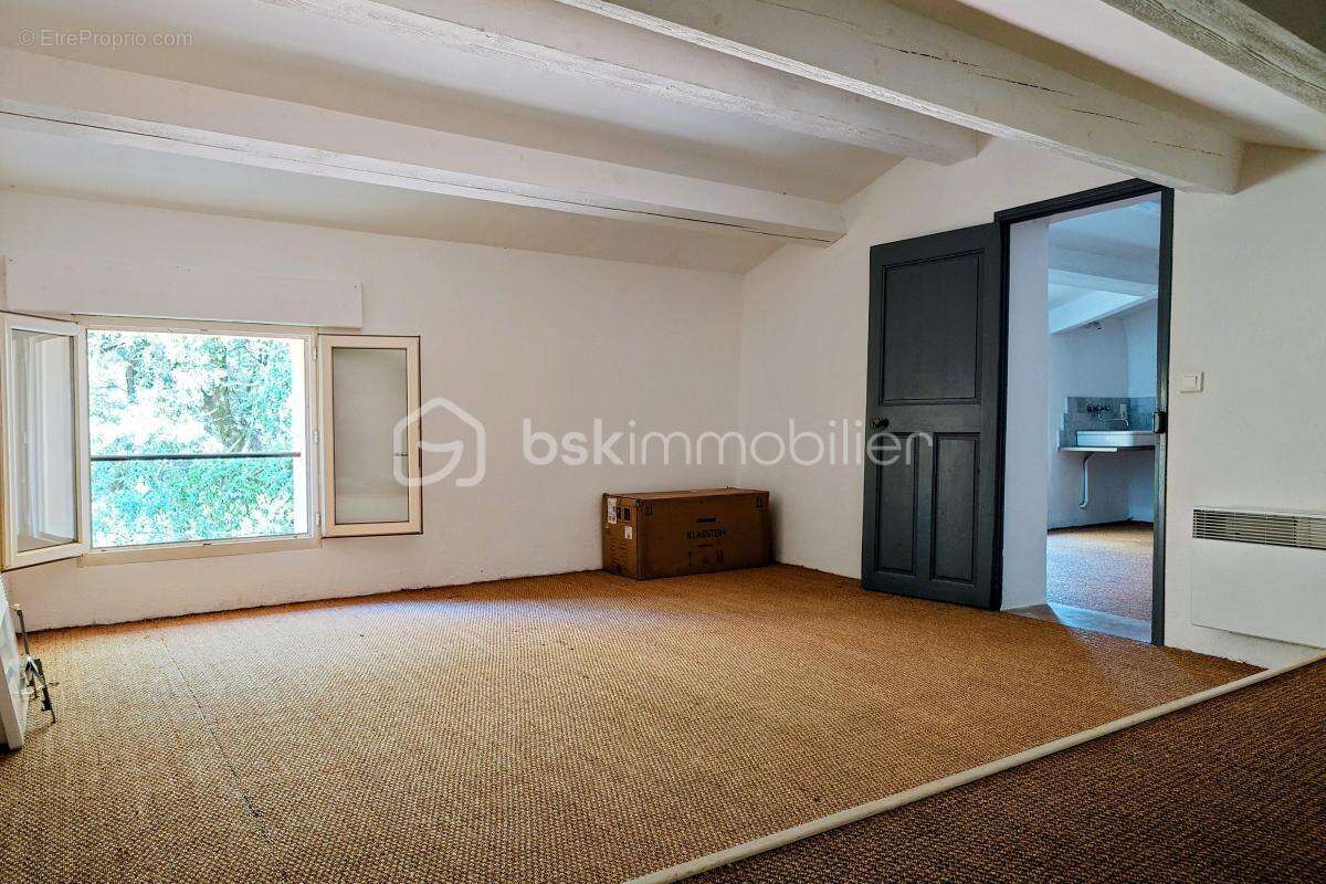 Maison à SALERNES