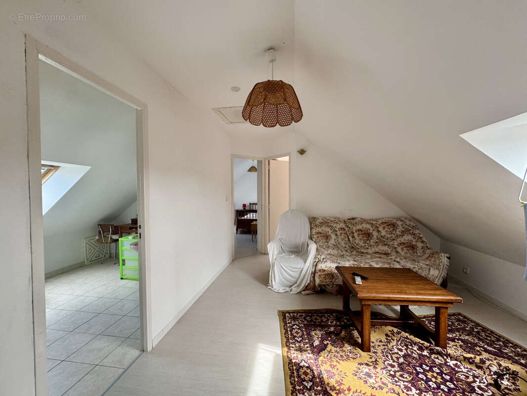 Maison à LIMERZEL