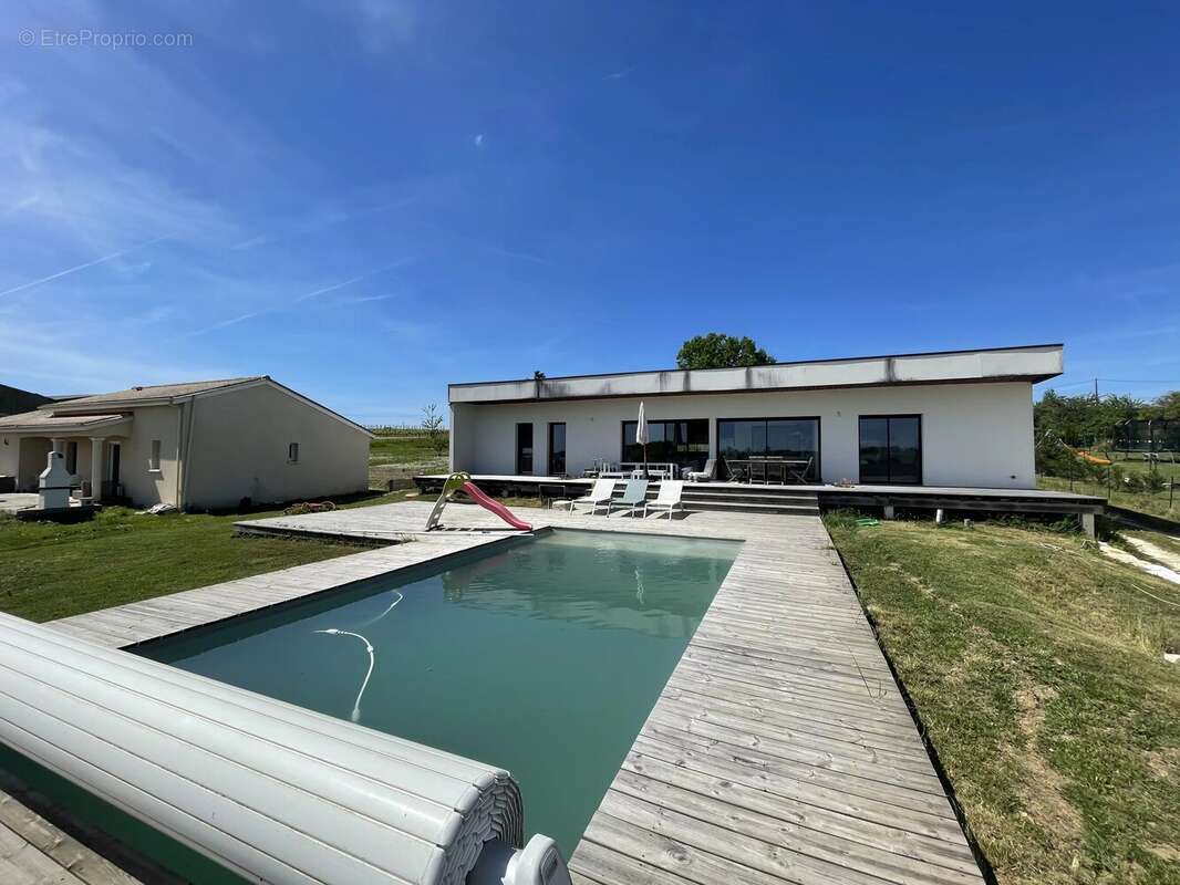 Maison à ROUFFIGNAC-DE-SIGOULES