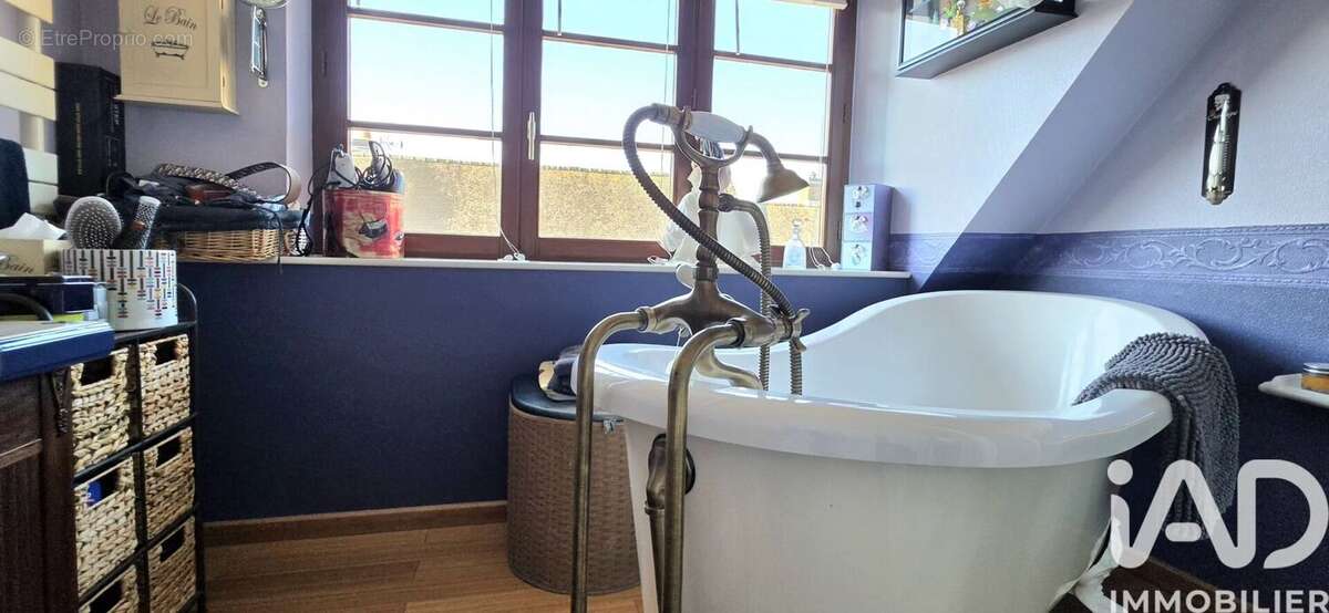 Maison 245 m² à Thivars  - photo 9