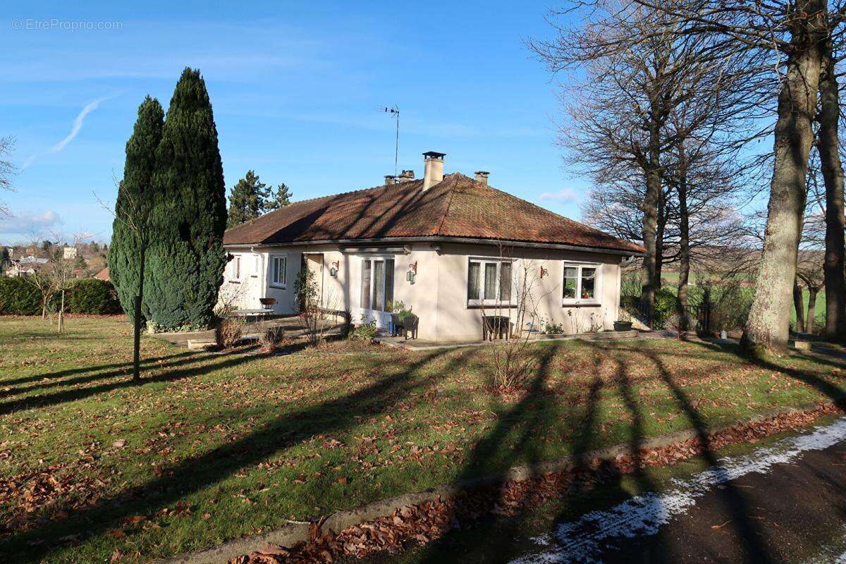 Maison à MARINES