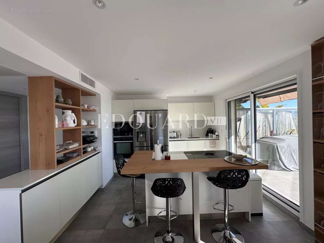 Appartement à ROQUEBRUNE-CAP-MARTIN