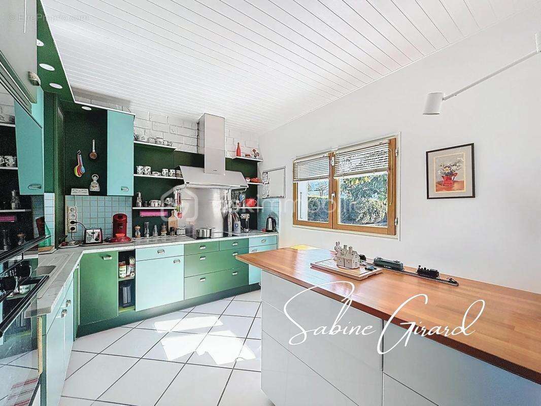 Maison à SAINT-MARTIN-D'HERES